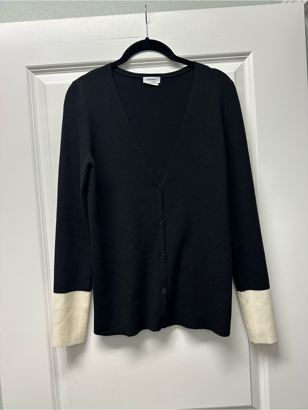 Like New Akris Punto Wool Blend Black V-Neck Cardigan with Cream Cuffs